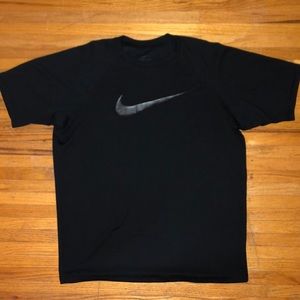 Men’s black Nike dry fit athletic shirt